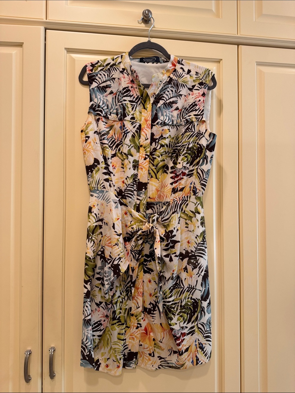 Magaschoni Tropical Tie-Waist Sleeveless Shirt Dress - White, Green, Yellow